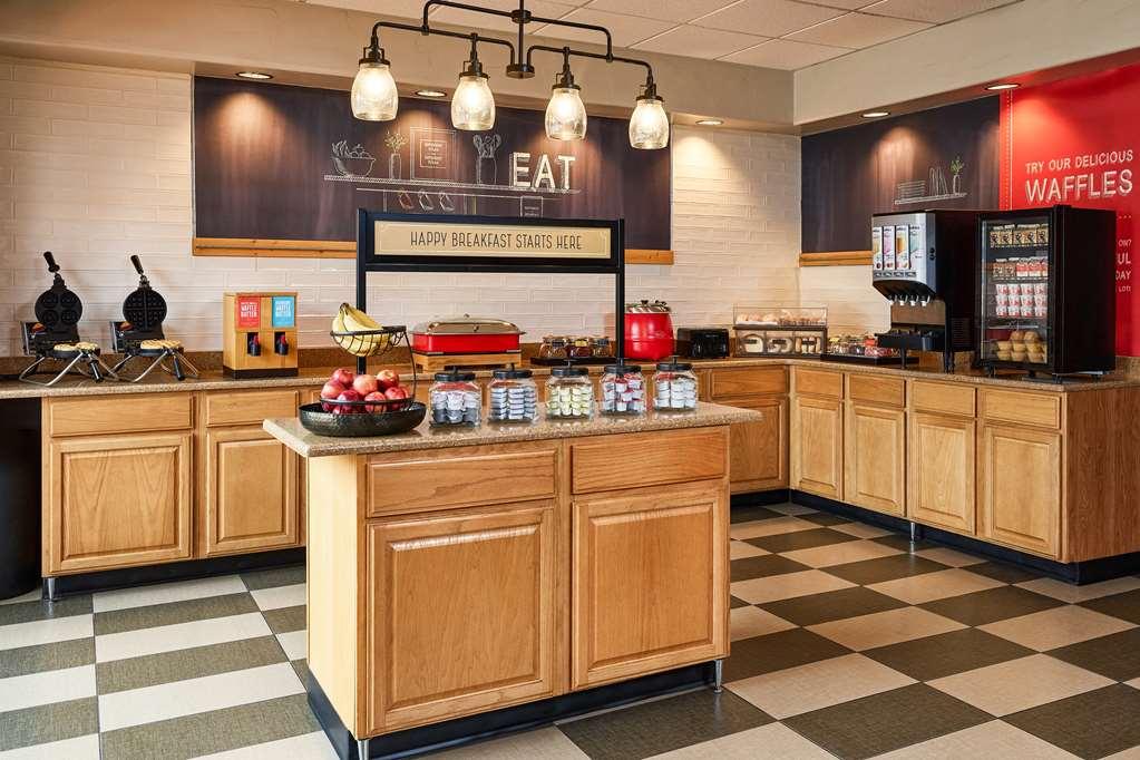 Hampton Inn טאוס מסעדה תמונה