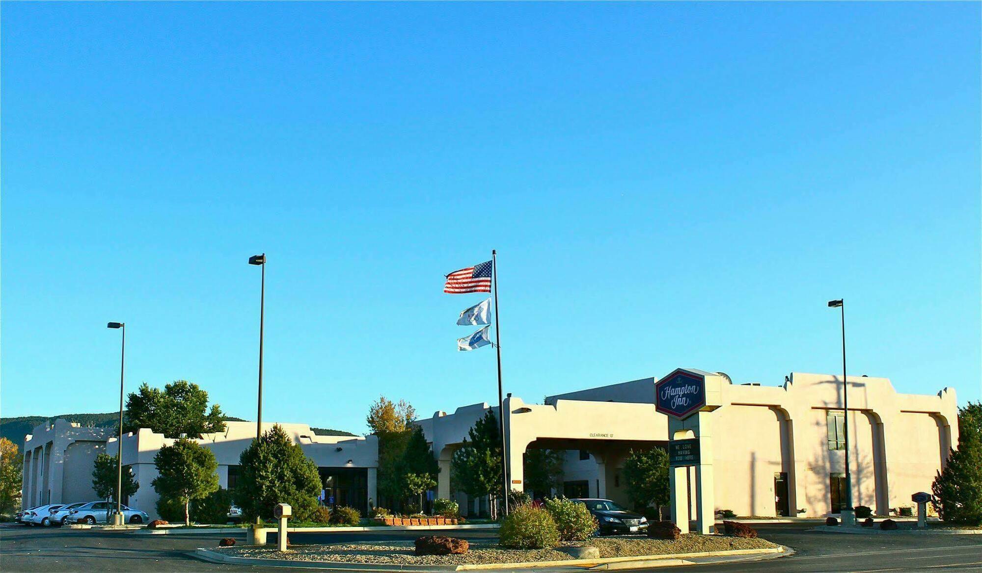 Hampton Inn טאוס מראה חיצוני תמונה